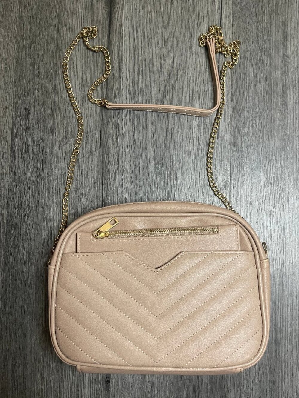 A New Day Quilted Camera Crossbody Sling Bag OS Neutral Leather Minimalist